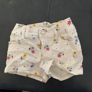 Baby Gap flowered shorts -CUTE!